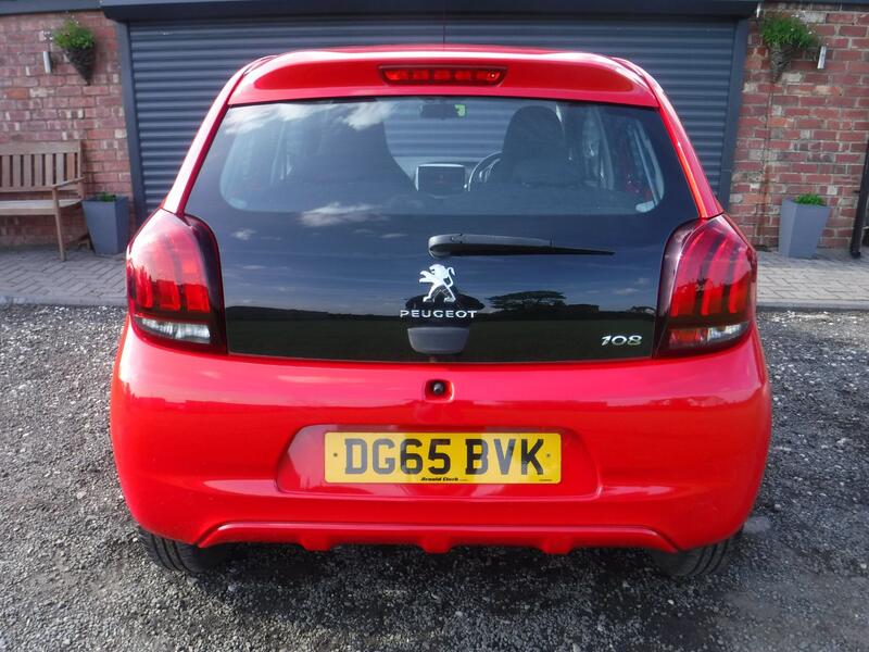 PEUGEOT 108