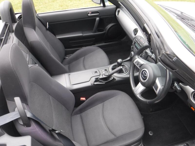 MAZDA MX-5