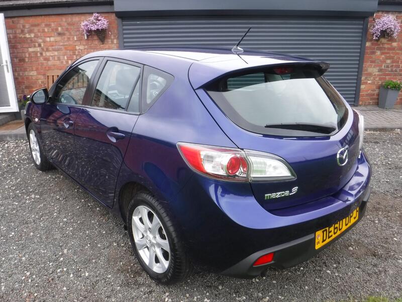 MAZDA MAZDA3