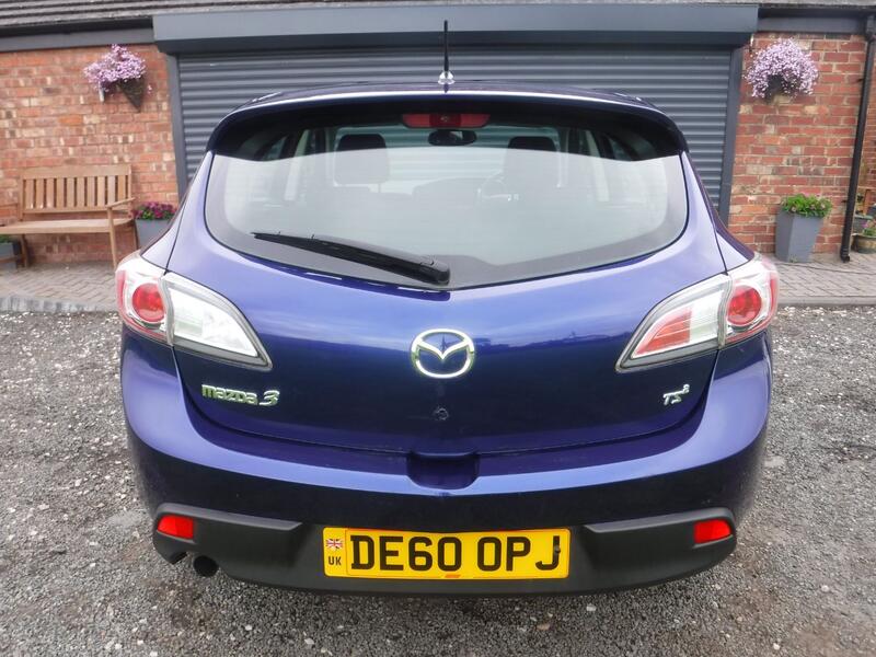 MAZDA MAZDA3