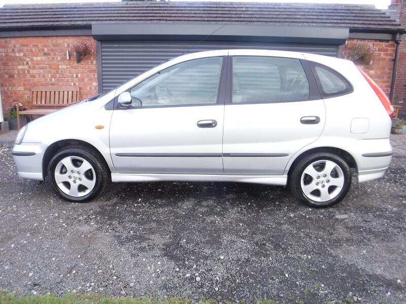 NISSAN ALMERA TINO