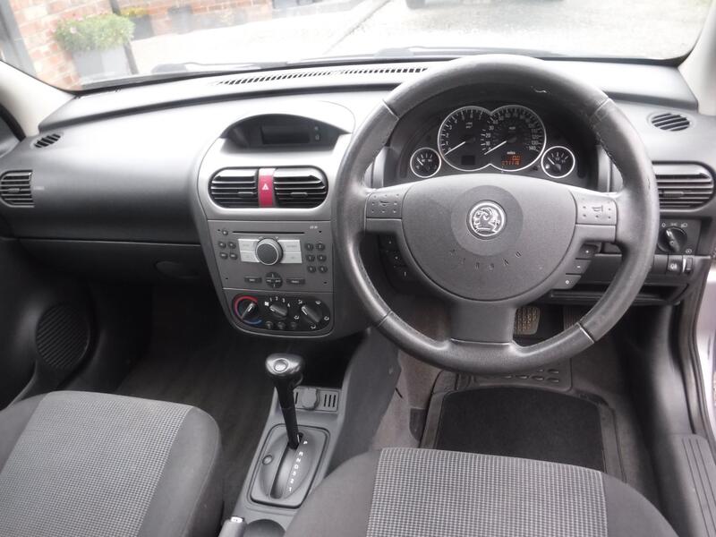 VAUXHALL CORSA