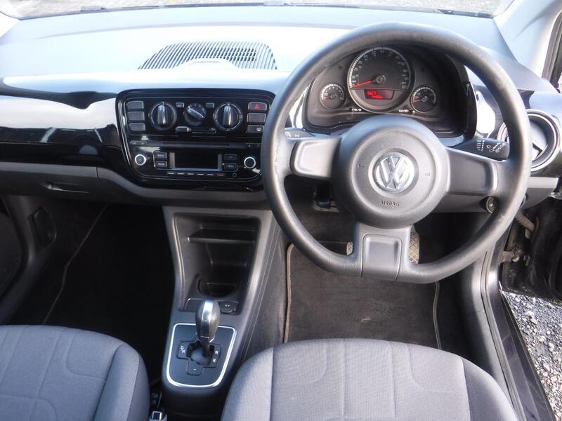 VOLKSWAGEN UP