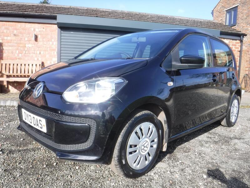 VOLKSWAGEN UP