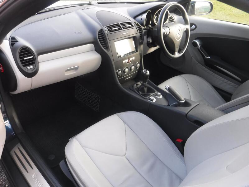 MERCEDES-BENZ SLK