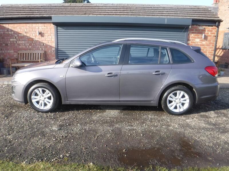 CHEVROLET CRUZE