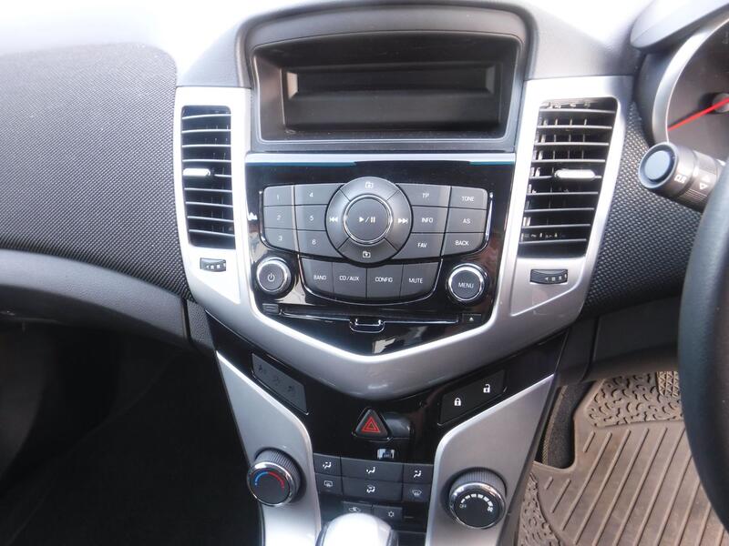 CHEVROLET CRUZE