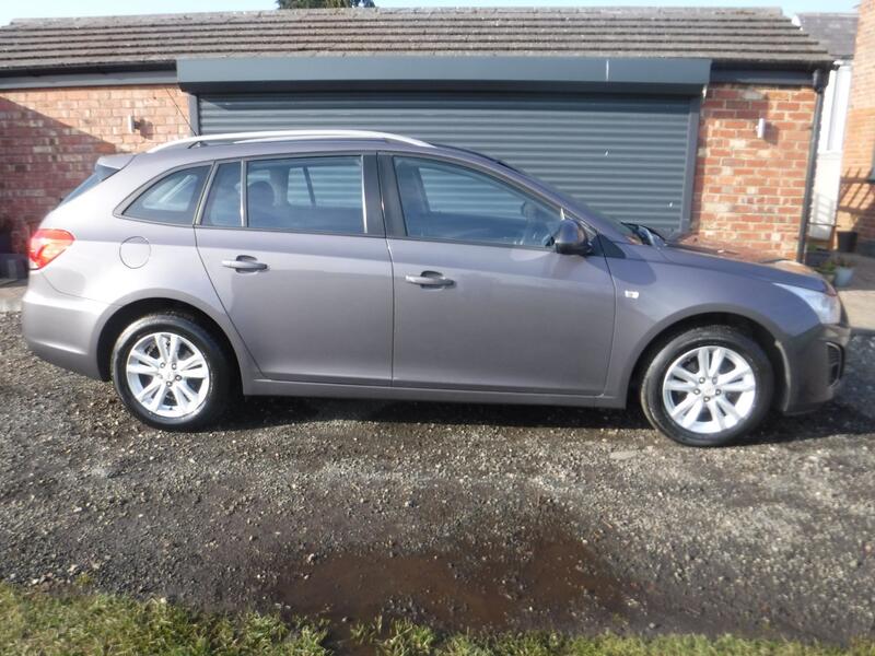 CHEVROLET CRUZE