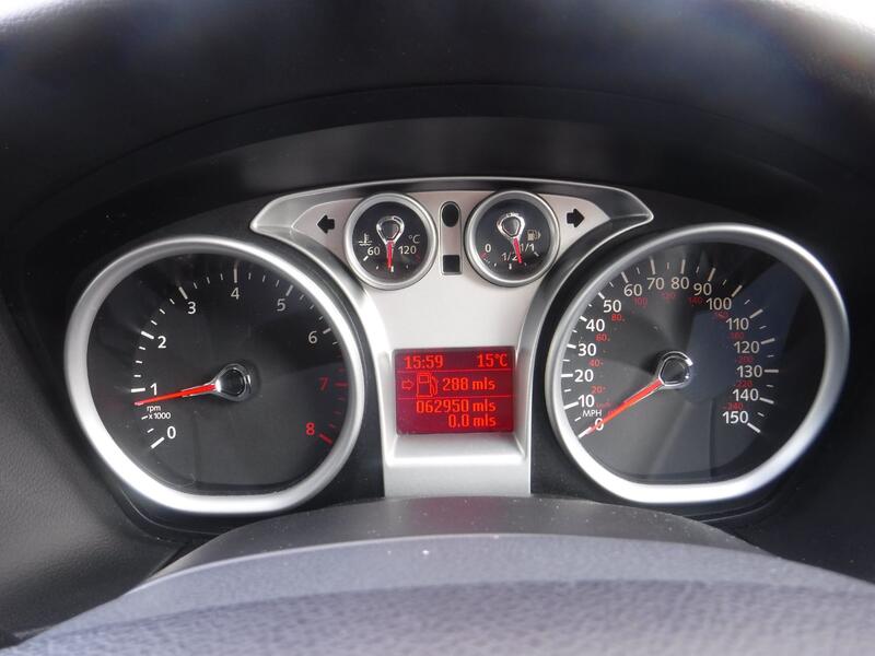 FORD FOCUS