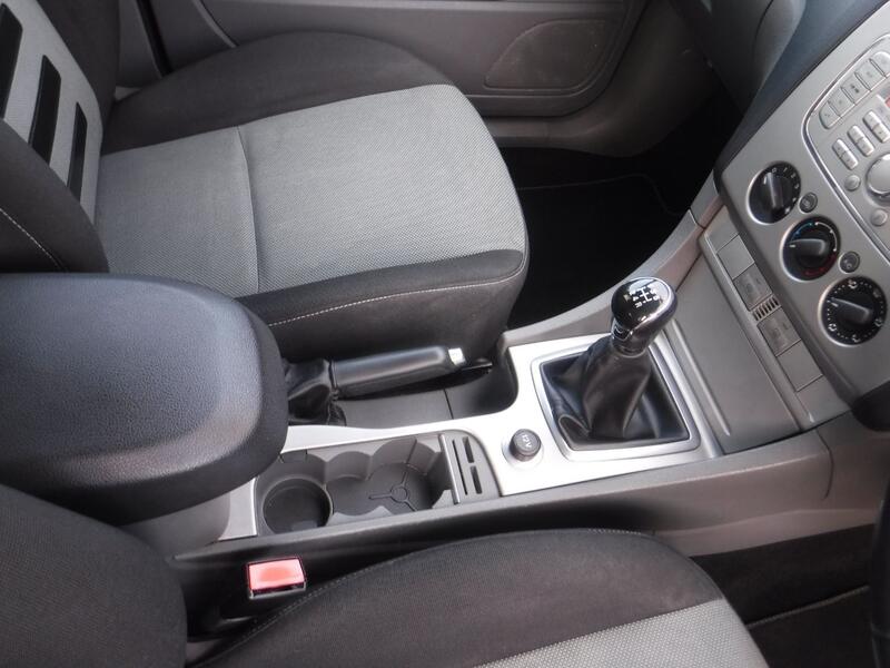 FORD FOCUS