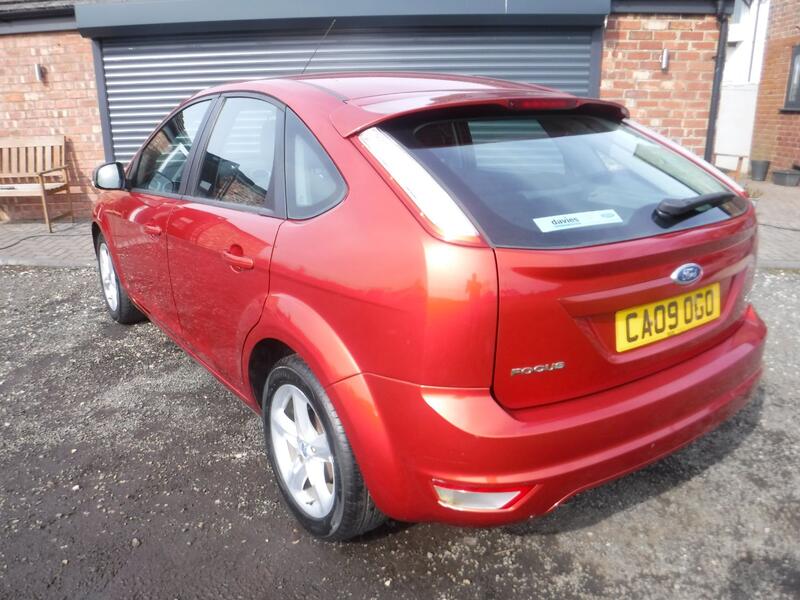 FORD FOCUS