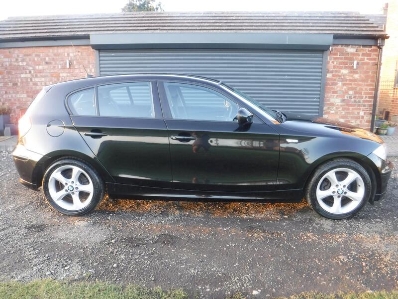 BMW 1 SERIES