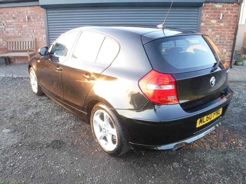 BMW 1 SERIES
