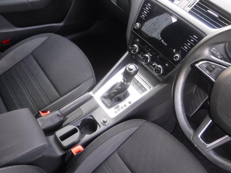 SKODA OCTAVIA