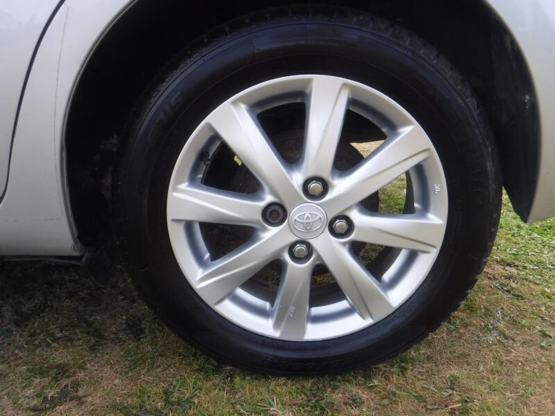 TOYOTA YARIS
