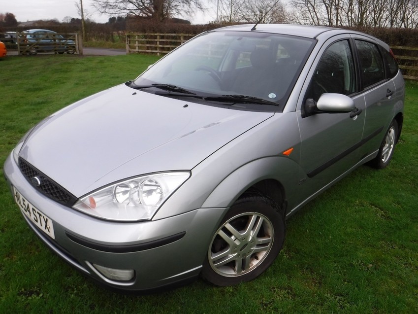 FORD FOCUS