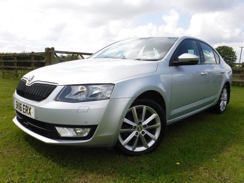 SKODA OCTAVIA