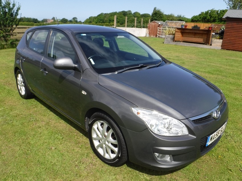 HYUNDAI I30