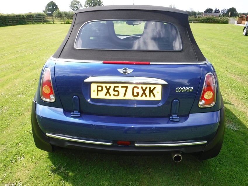 MINI CABRIOLET