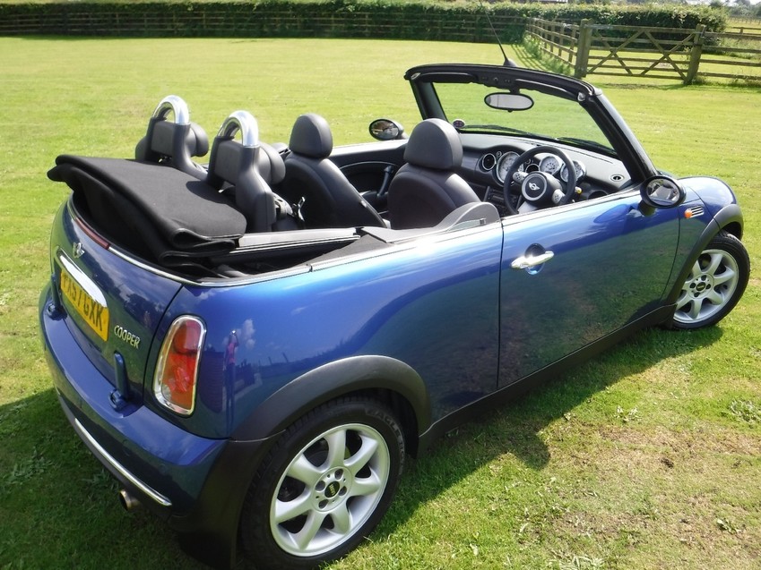 MINI CABRIOLET