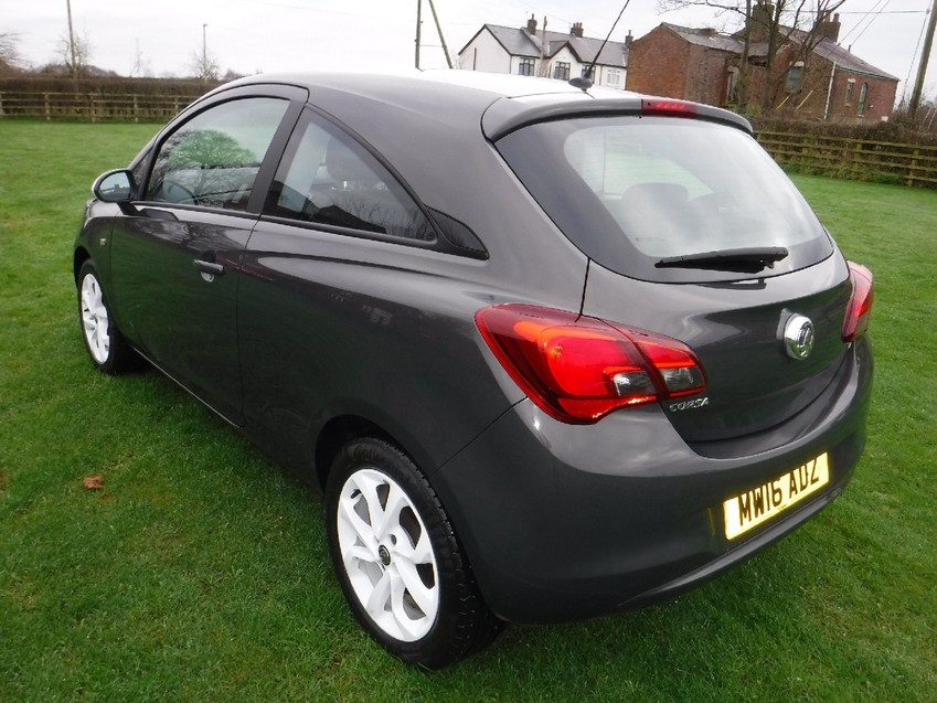 VAUXHALL CORSA