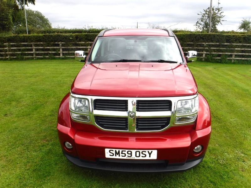 DODGE NITRO