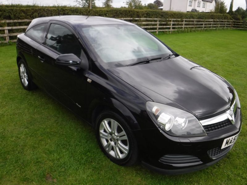 VAUXHALL ASTRA