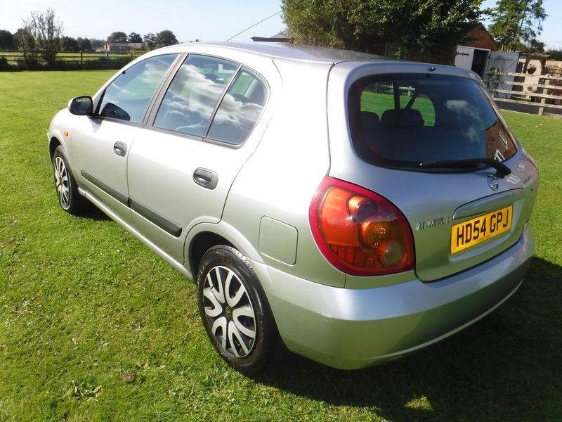 NISSAN ALMERA