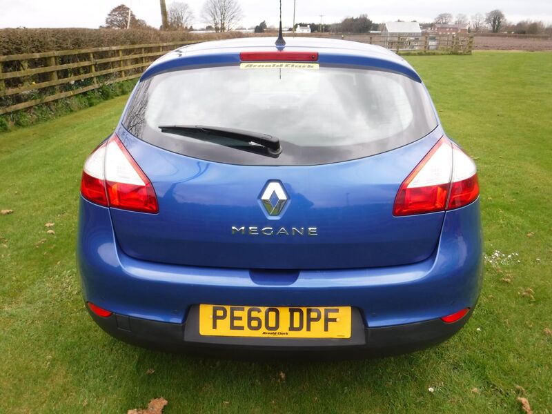 RENAULT MEGANE