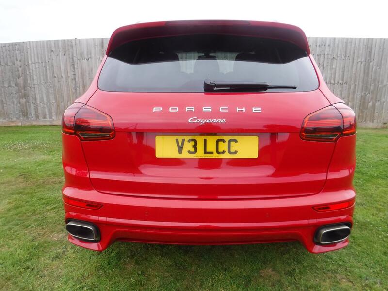 PORSCHE CAYENNE