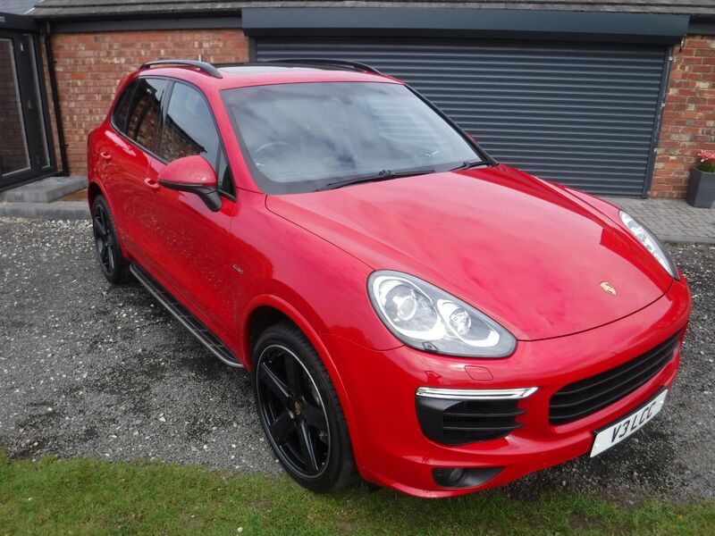 PORSCHE CAYENNE