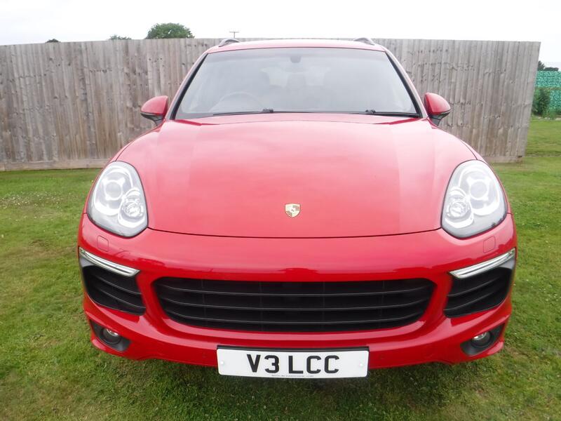 PORSCHE CAYENNE