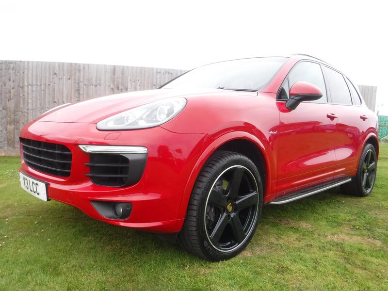 PORSCHE CAYENNE
