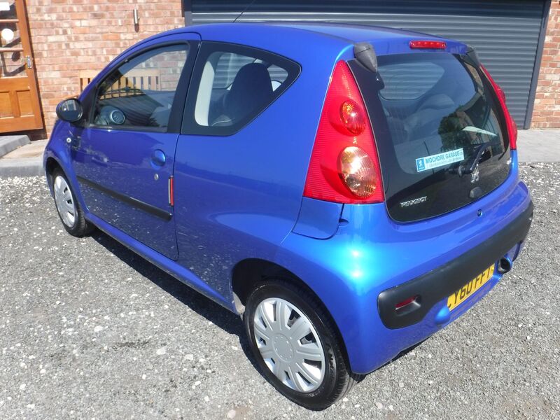 PEUGEOT 107